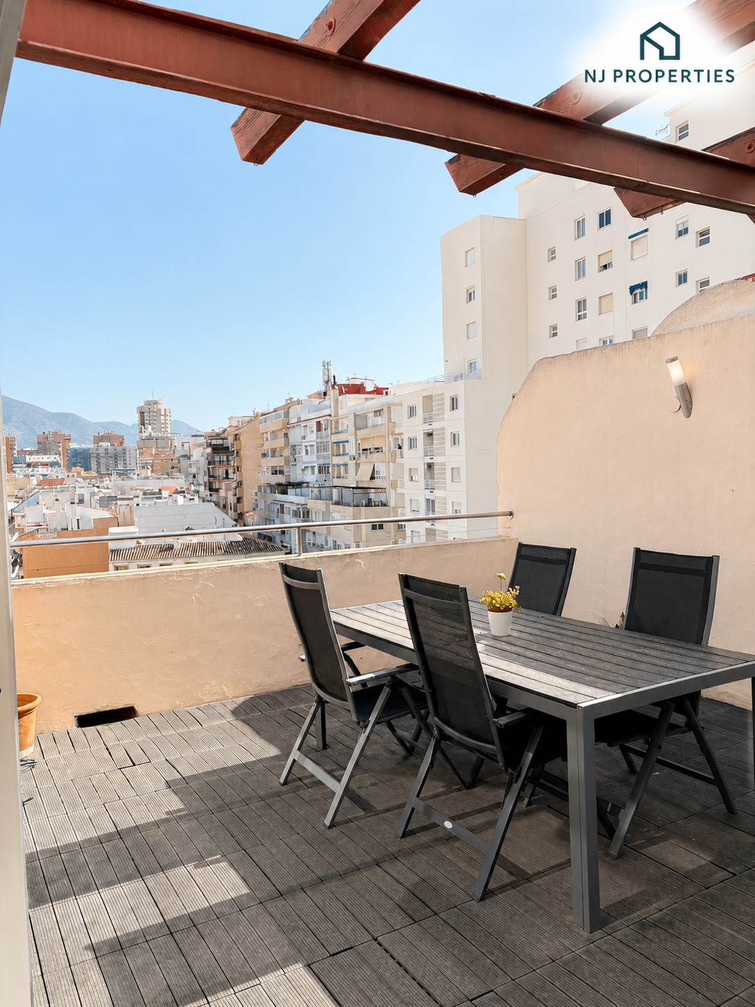 Terraza a la plaza